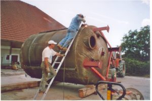 Construction work on the boiler wagon
